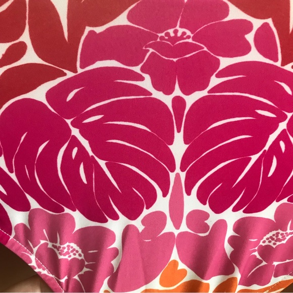 NWT FARM RIO Tropical Graphic Print One Piece Swimsuit - Picture 7 of 8